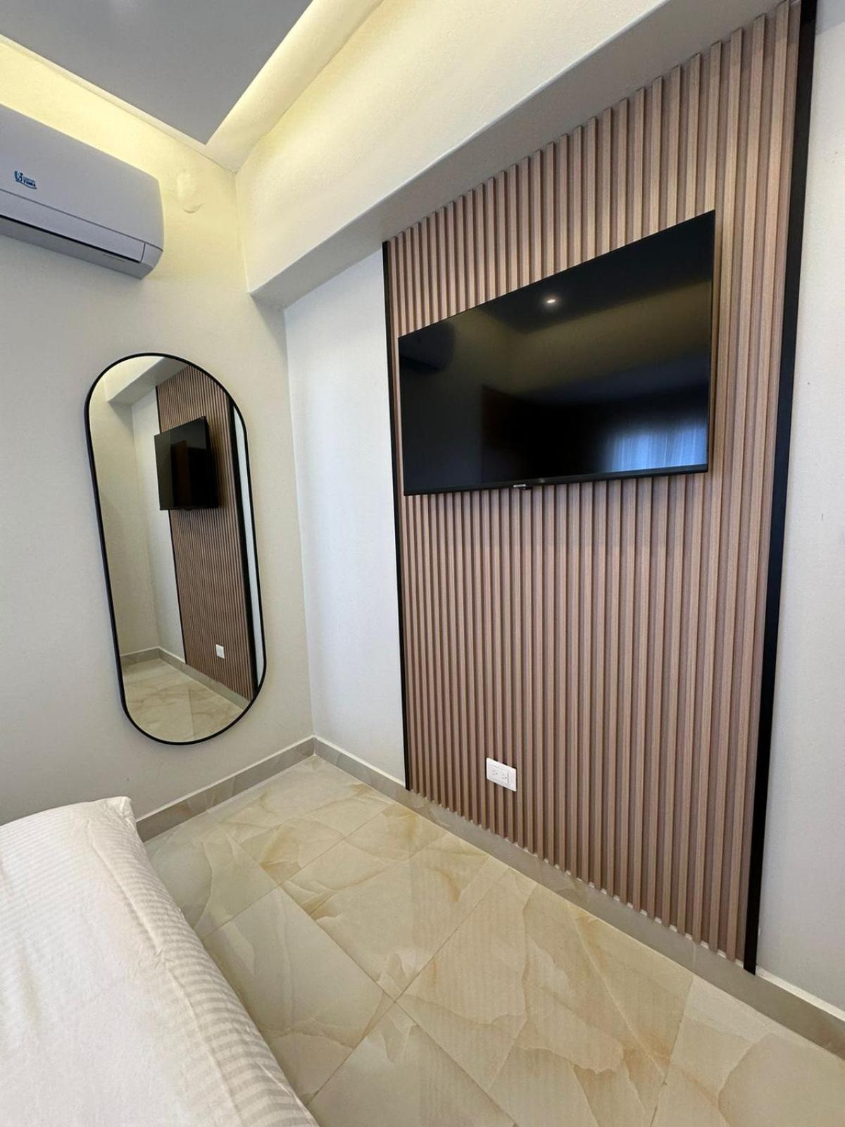 Downtown Luxury Apt Naco: 2Br 2Ba Santo Domingo Luaran gambar